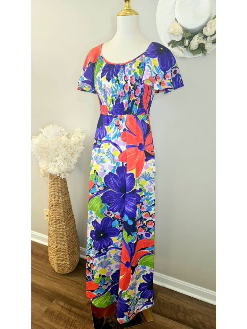 Vintage 70's Pomare Hawaiian Vibrant Floral Smock Top Flutter Sleeves Maxi Dress
